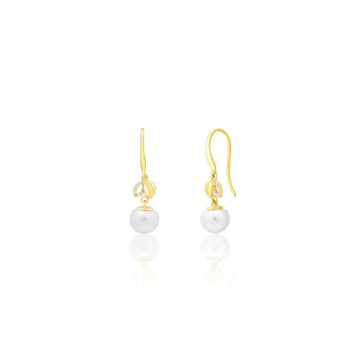 Leaf Shape Pearl Earrings